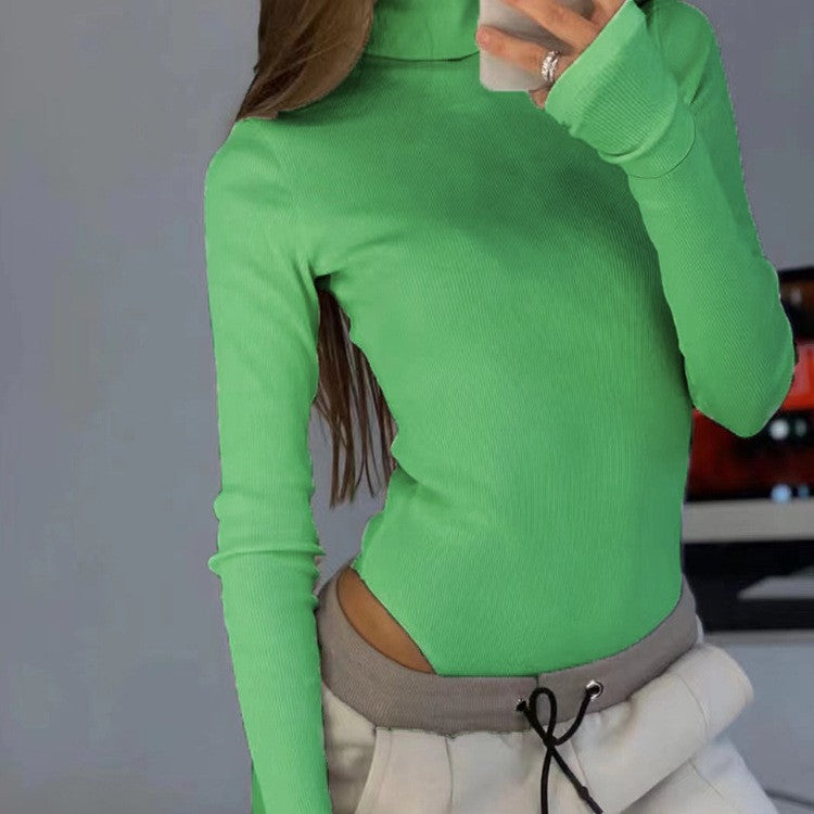 Ladies fitted top with long sleeves and closed design Lune London