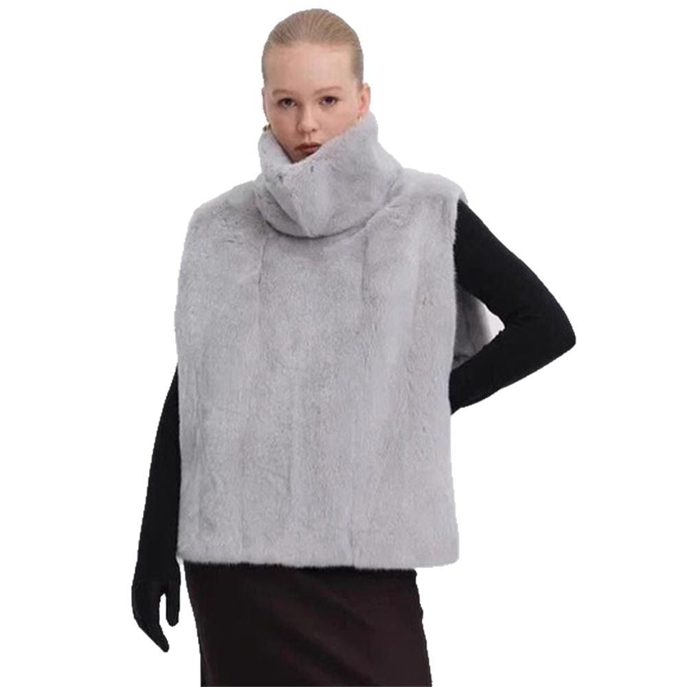 Ladies Elegant and Cozy Chic Cardigan Style