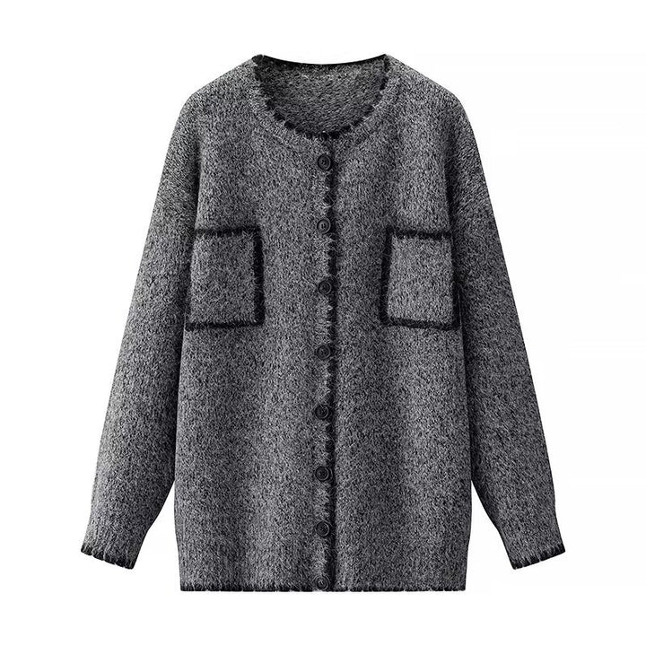 Cardigan pour femmes avec poches plaquées et détails contrastés Chic & Stil