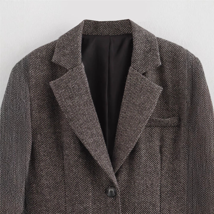 Elegant blazer jacket for women with textured herringbone pattern Lune London