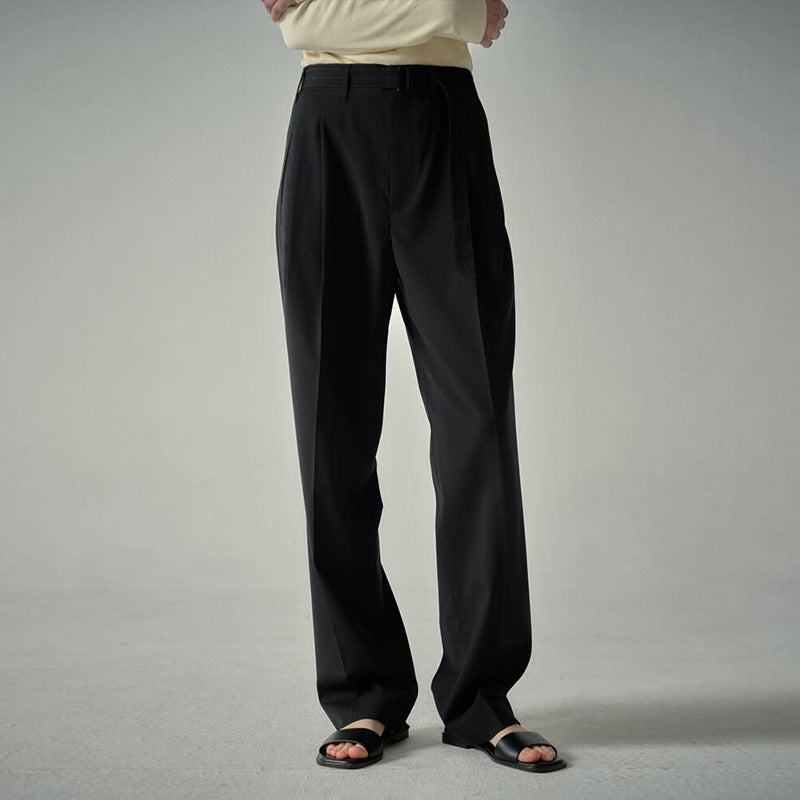 Elegant and widely cut women's suit pants with open side pockets Lune London