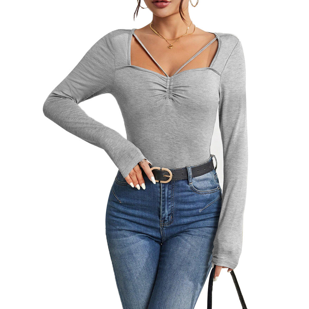 Body à manches longues pour femmes avec un décolleté en V à la mode et des détails sophistiqués sur les épaules Chic & Stil