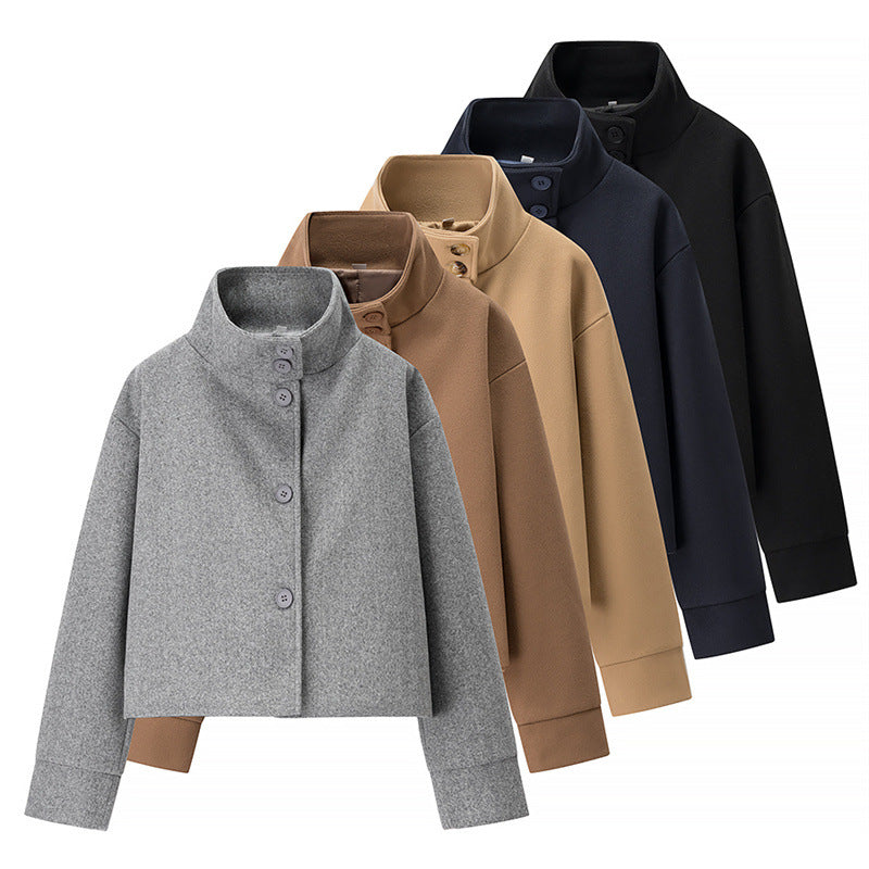 Elegant and trendy jacket for women with standing collar and cropped cut Lune London