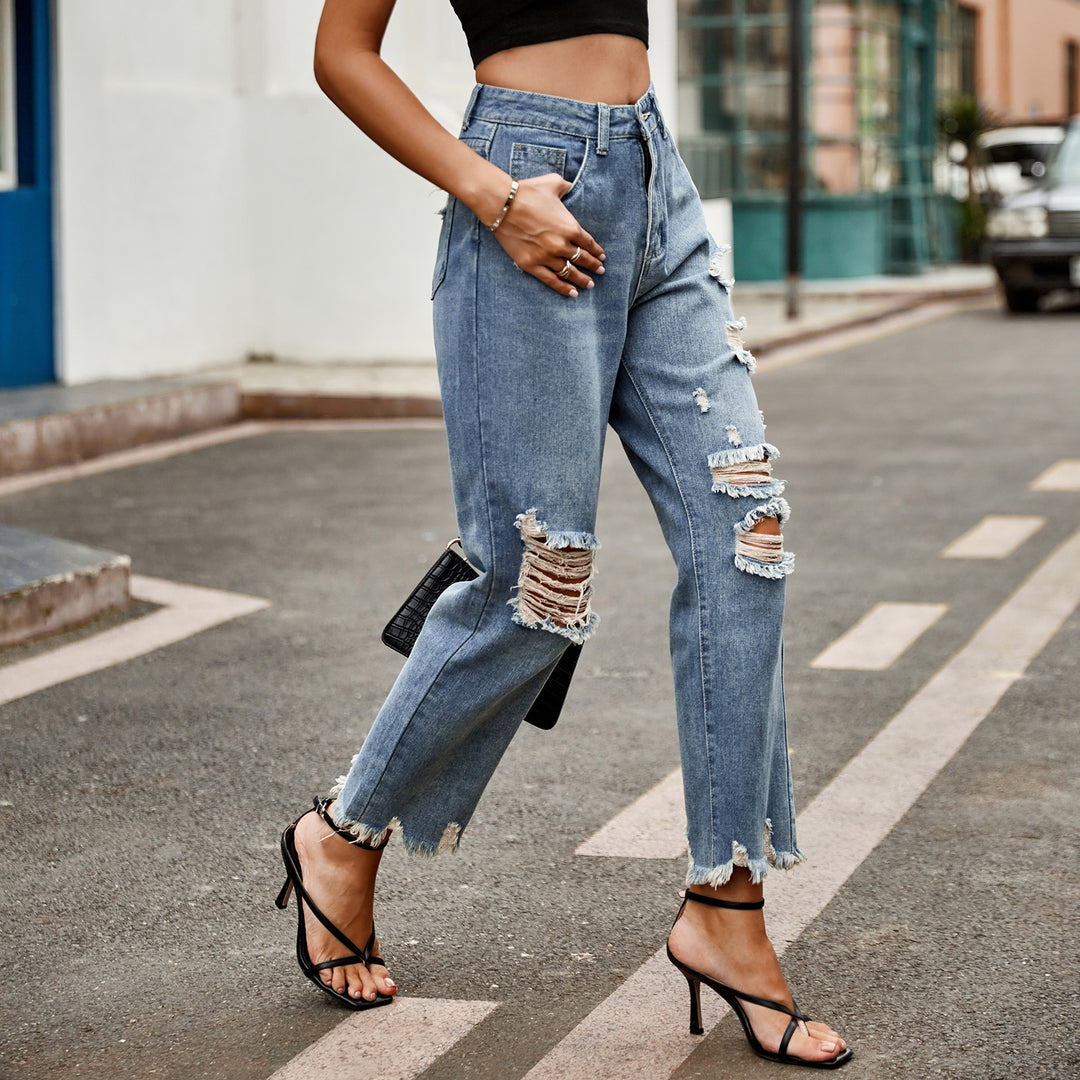 High-waisted distressed jeans for women, in a modern boyfriend fit, Lune London