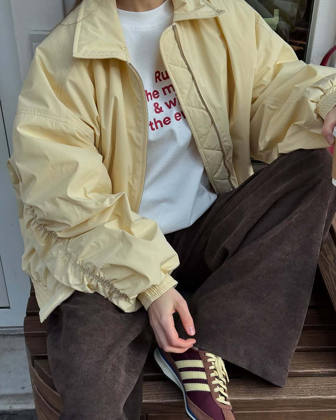 Casual windbreaker jacket for women with voluminous sleeves and elastic cuffs Lune London