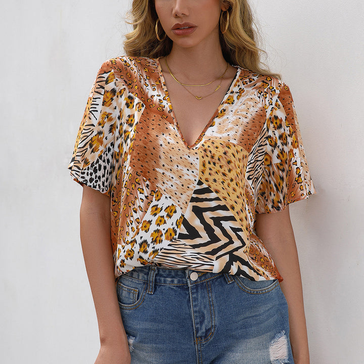 Animal print blouse for women with V-neck and loose sleeves Lune London