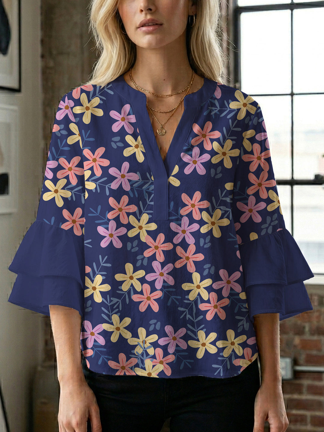 Women's blouse with voluminous wing sleeves and intense leaf pattern Lune London