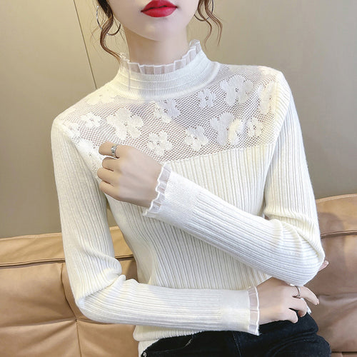 Women's sweater with floral lace insert and ribbed structure Lune London