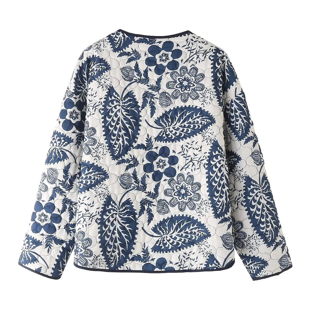 Ladies quilted floral jacket with innovative pocket and round collar Lune London