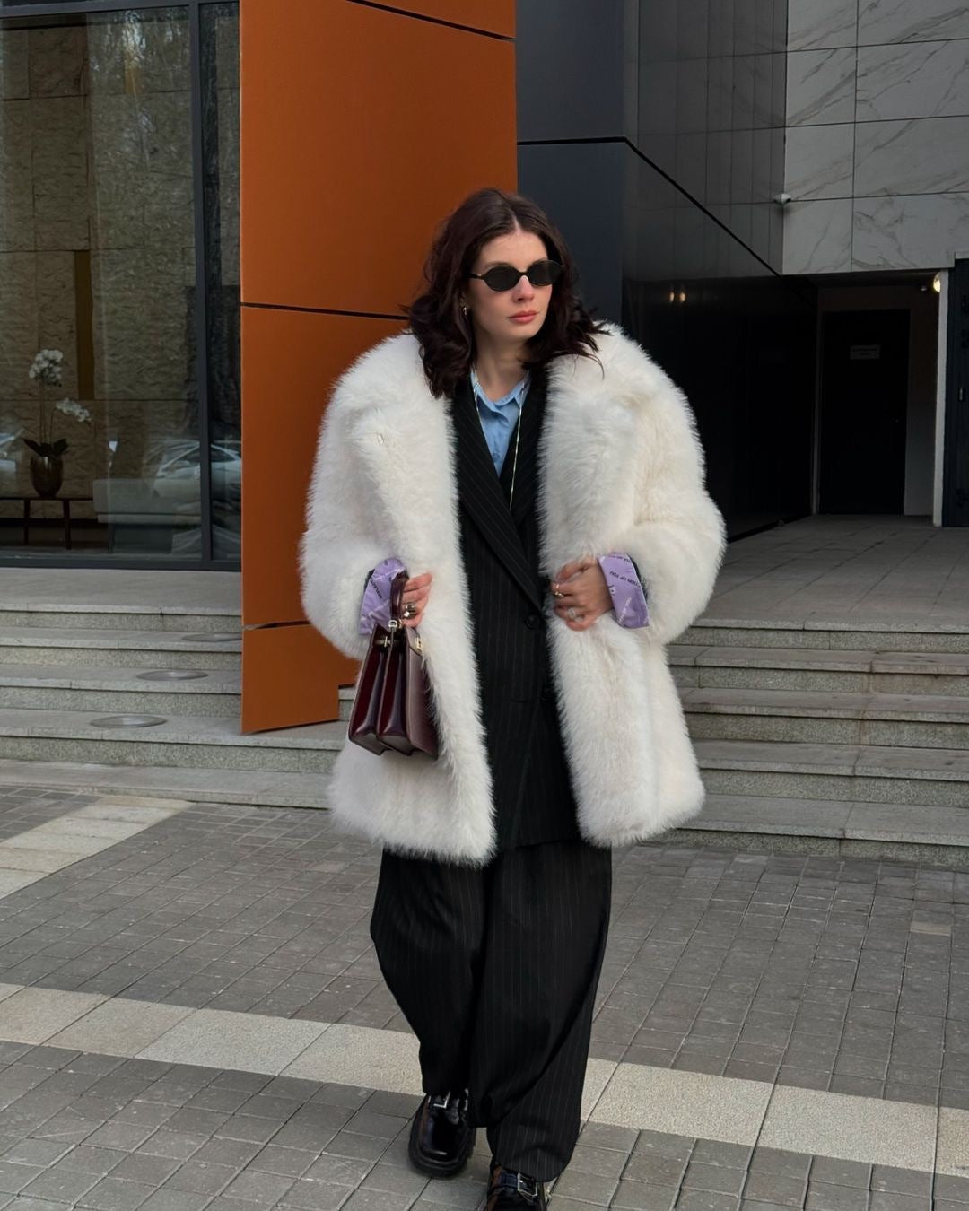 Elegant women's oversized coat in faux fur Lune London