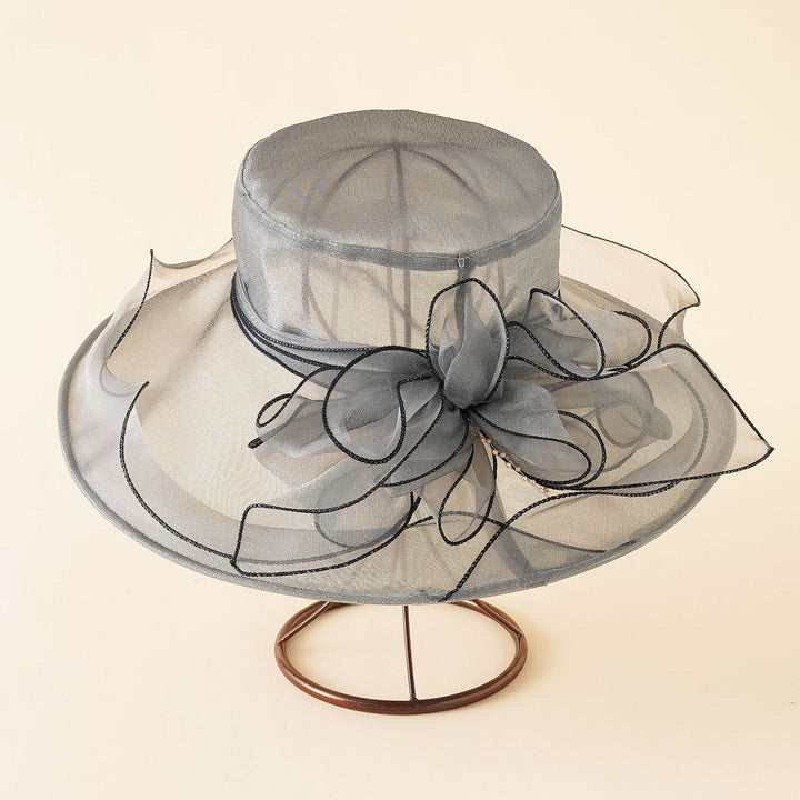 Ladies Elegant Sun Hat with Fine Mesh Structure and Romantic Bow Elements Lune London