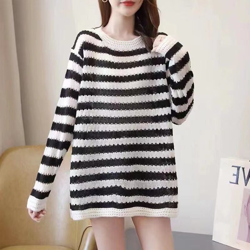 Women's casual knitted sweater with striped design and loose fit