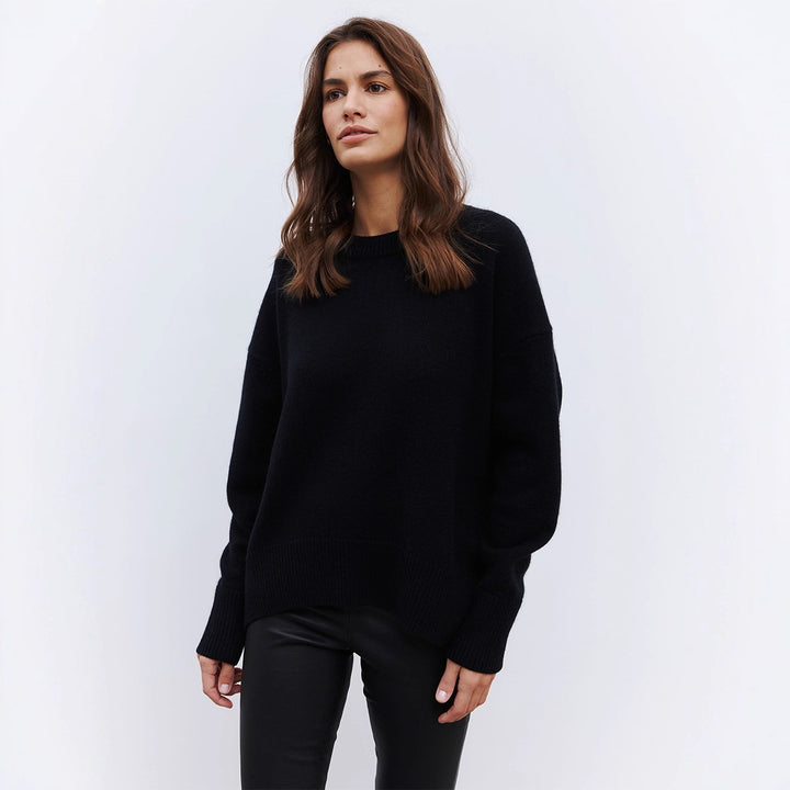 Pull en tricot confortable pour femmes avec une silhouette décontractée Chic & Stil