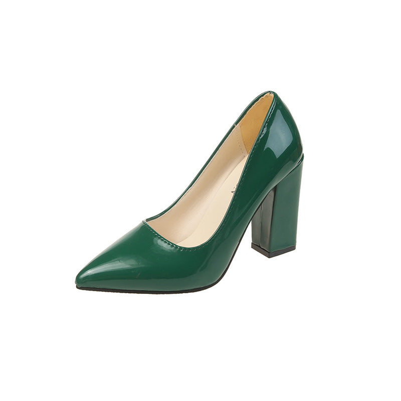 Lace heeled pumps for women with a comfortable block heel and a shiny finish Lune London