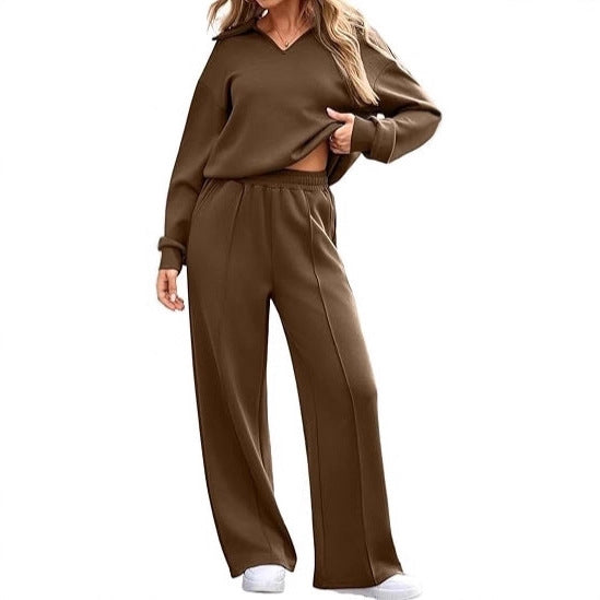 Ensemble de loisirs pour femmes avec décolleté en V et coupe ample Chic & Stil