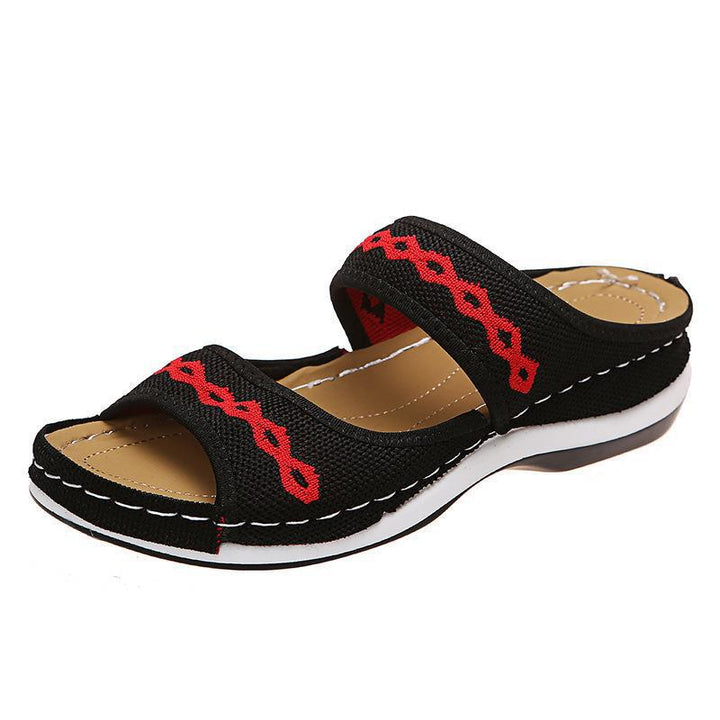 Comfort boots for women with adjustable straps and a breathable material upper Lune London
