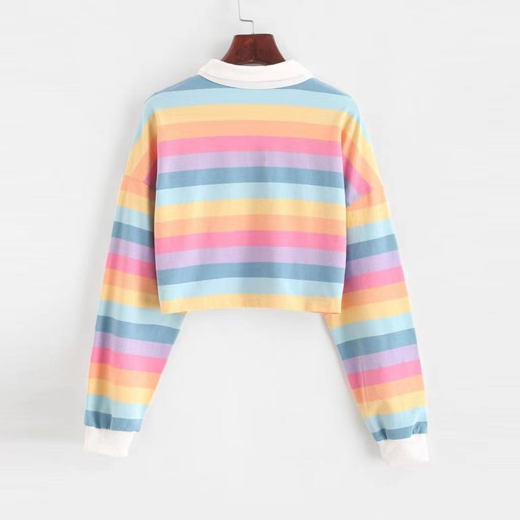 Women Cropped Polo Shirt with Colorful Stripes and Loose Fit Chic & Stil