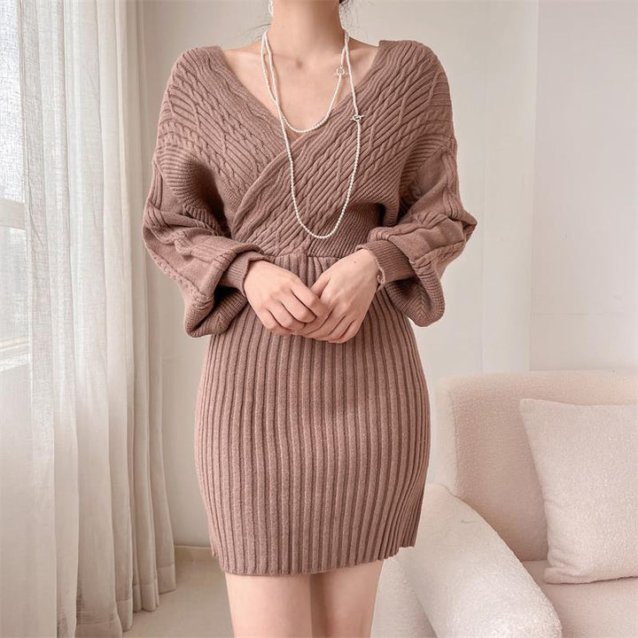 Ladies Elegant knitted dress with V-neck and textured top Lune London