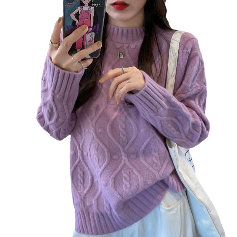 Comfortable chunky knit sweater for women with cable pattern and large edges Lune London