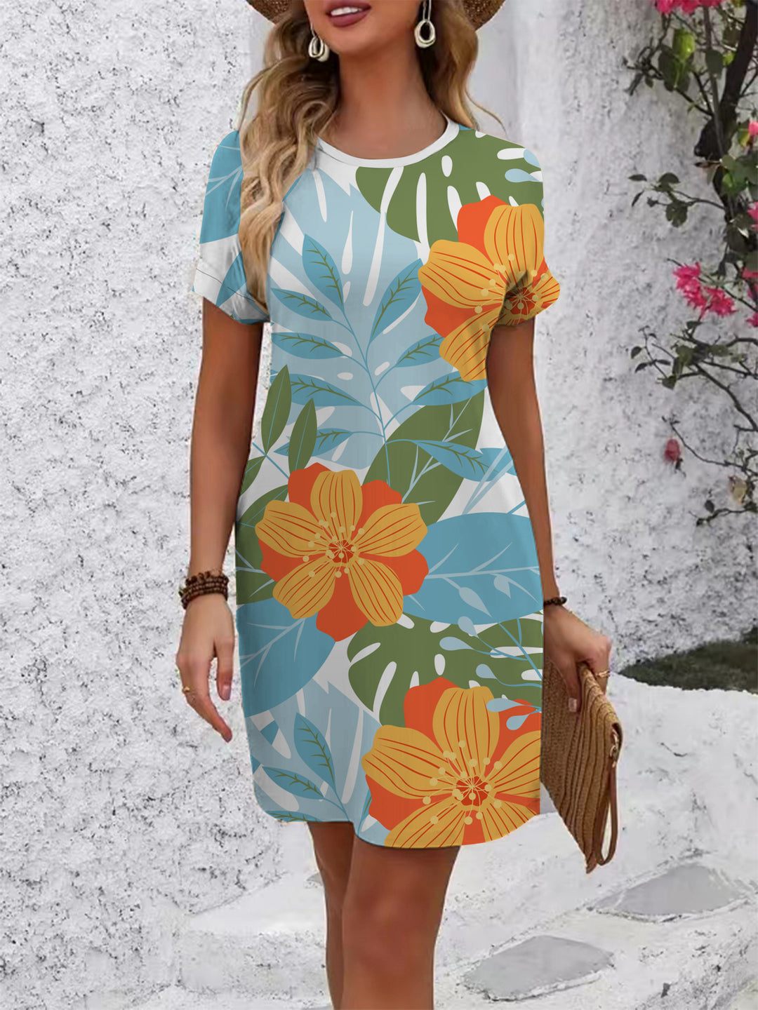 Women's casual floral dress with round neck and loose fit Lune London
