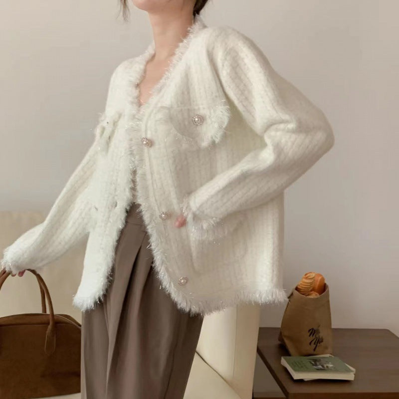 Cardigan pour femmes avec perles décoratives et détails frangés Chic & Stil