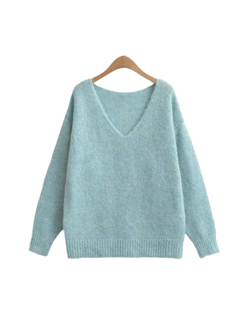 Oversized V-neck sweater for women in soft knit Lune London