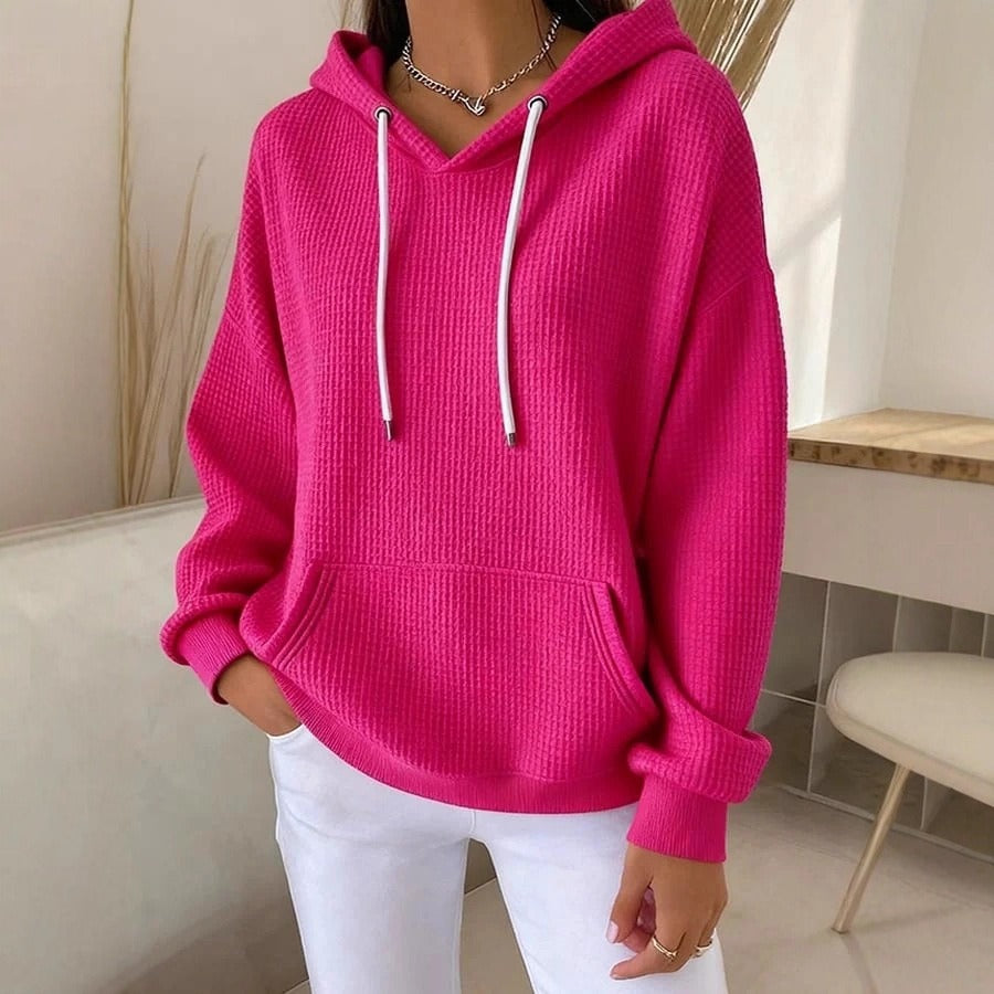 Hoodie de loisirs pour femmes en matériau texturé Chic & Stil