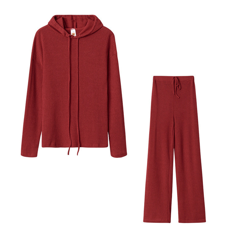 Women's Relax Suit with Hood and Wide Leg Chic & Stil