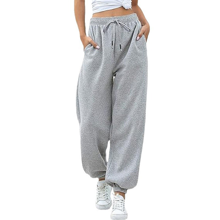 Casual pants for women with elastic waistband and side pockets Lune London
