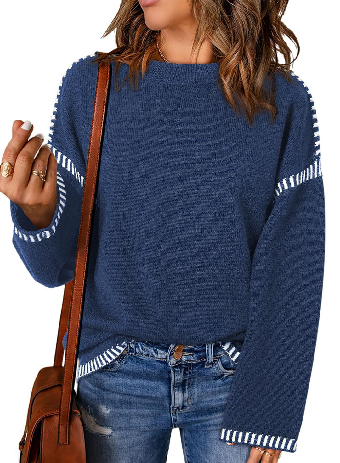 Pull-over tricot décontracté pour femmes avec des bords contrastés et une coupe décontractée Lune London