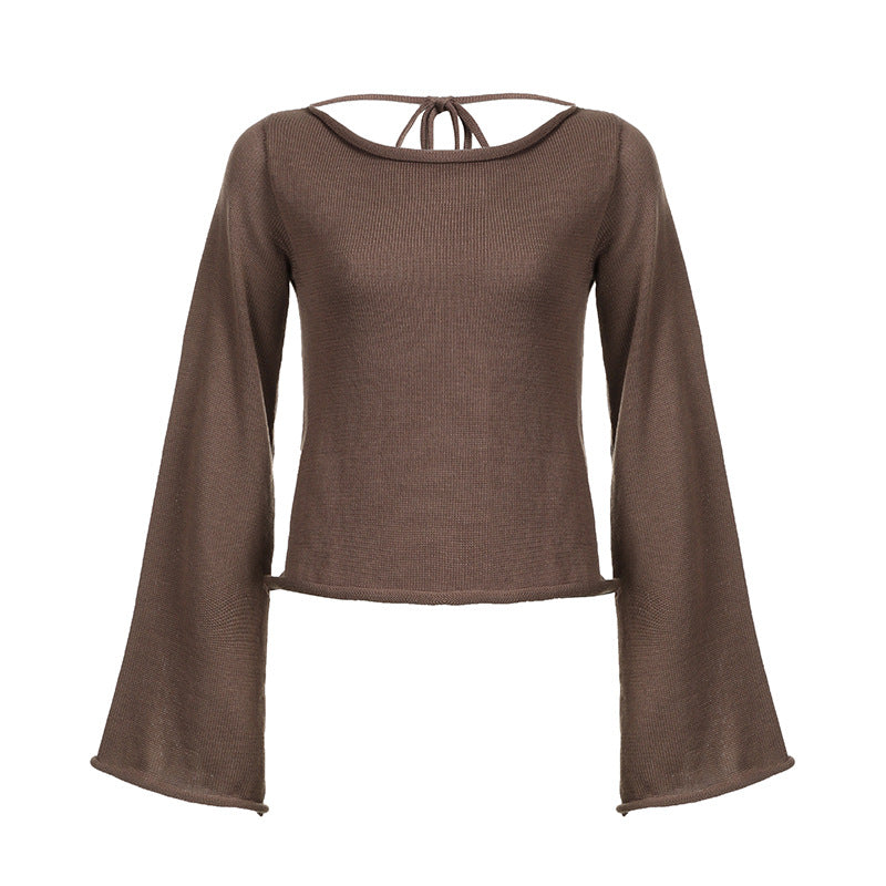 Lune London | Knitted sweater with bell sleeves and lace