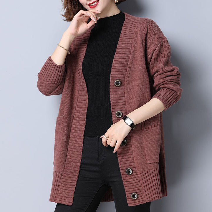 Ladies comfortable knitted cardigan with deep ribbed pattern and practical pockets Lune London