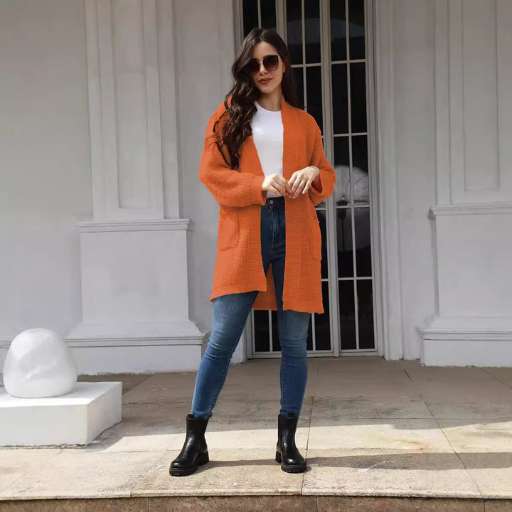Casual knitted cardigan for women with practical pockets and open front Lune London