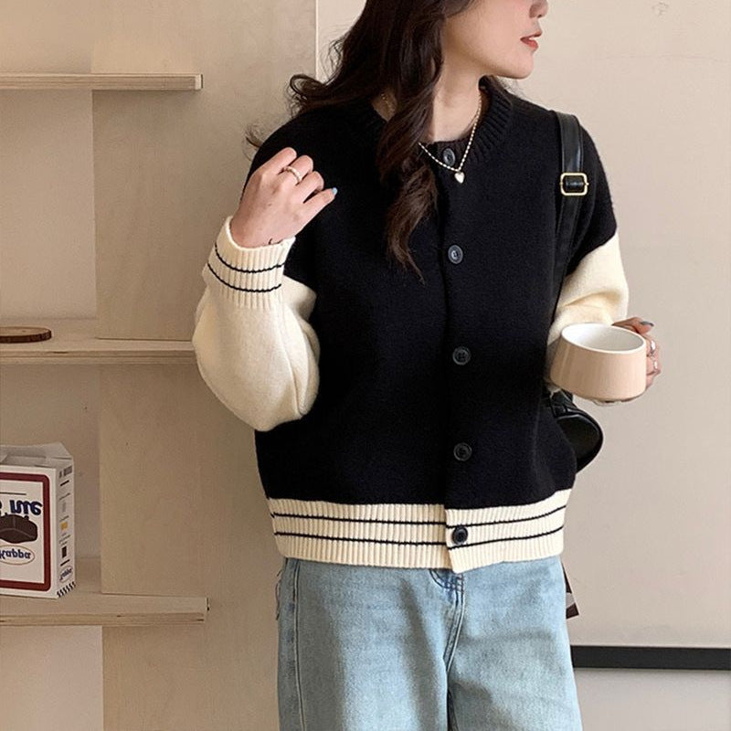 Women’s knitted jacket with contrasting sleeves and practical button details Lune London