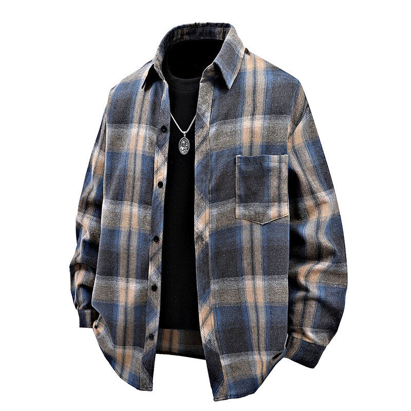 Flannel shirt for men with plaid design and applied chest pocket Lune London