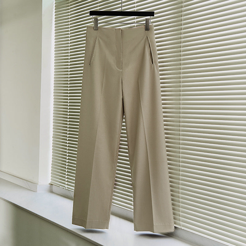 Pantalons de costume élégants et larges pour femmes Chic & Stil