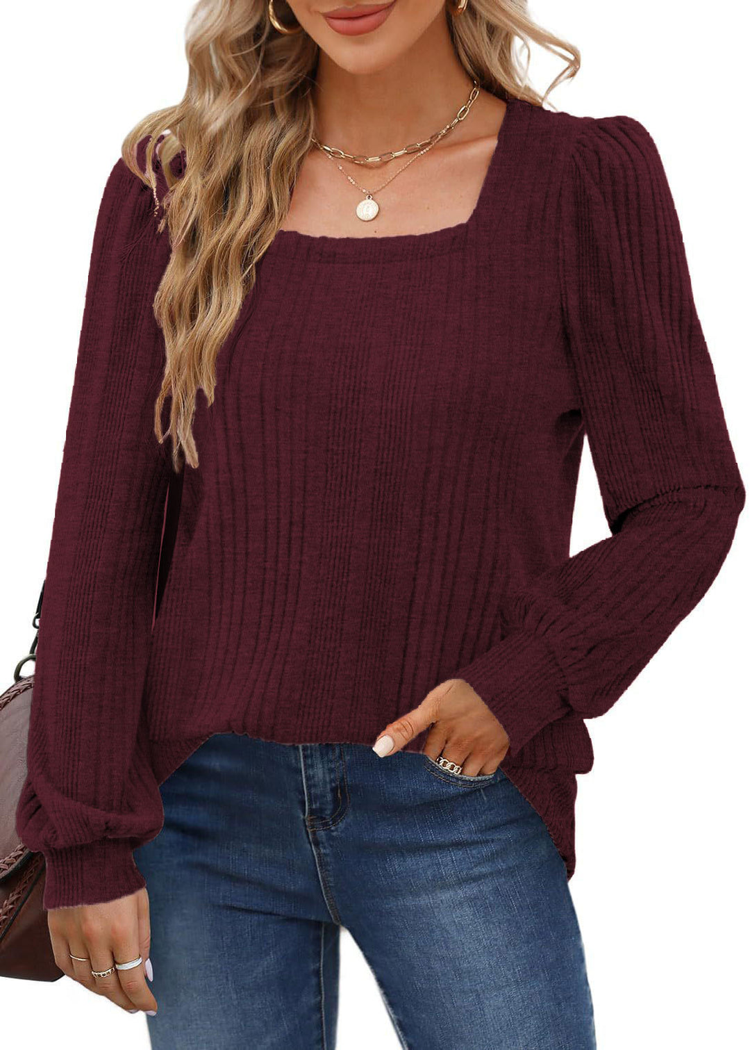 Trendy knitted sweater for women with textured ribbed pattern and loose fit Lune London