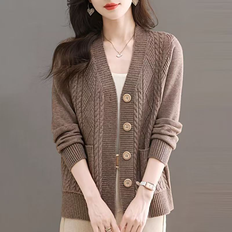 Cardigan pour femmes avec décolleté en V et poches Chic & Stil