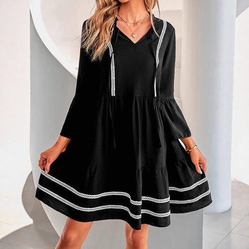 Casual midi dress for women with elegant ruffle details and V-neck Lune London