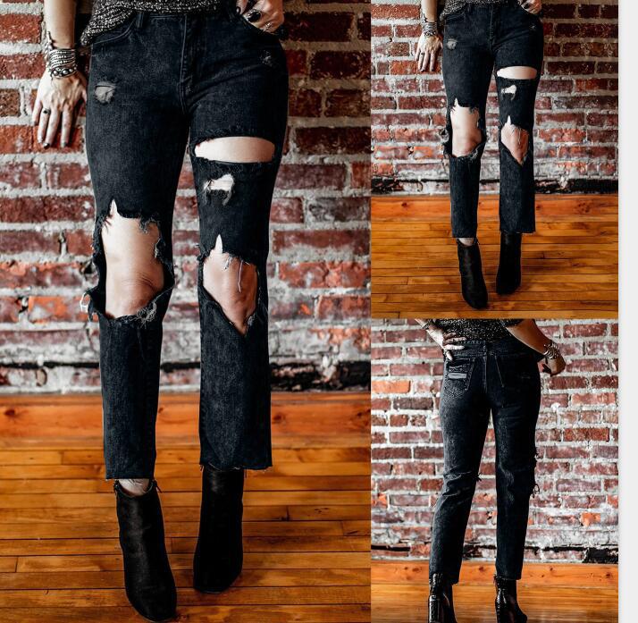 Women's Destroyed Jeans with High Waist and Casual Cut Lune London