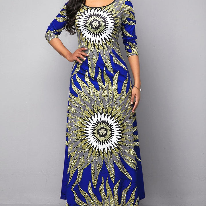 Maxi dress for women with an impressive graphic pattern and a round neck Lune London