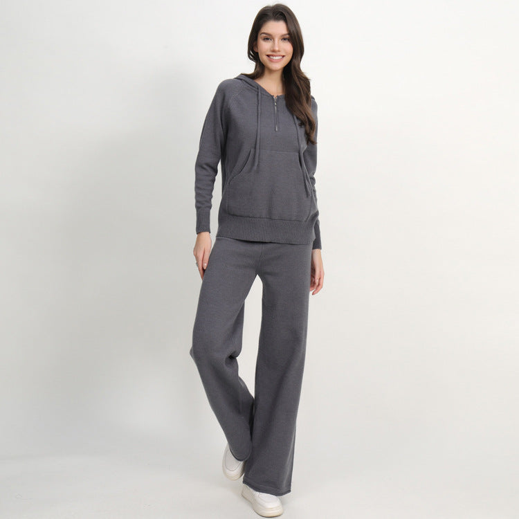 Casual knit loungewear set for women with hood and wide leg Lune London