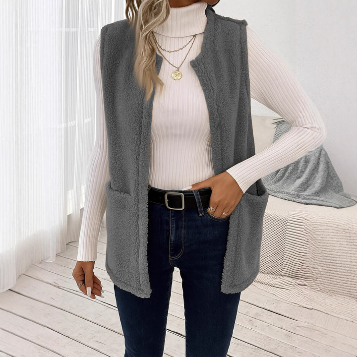 Women fluffy vest with deep pockets Lune London