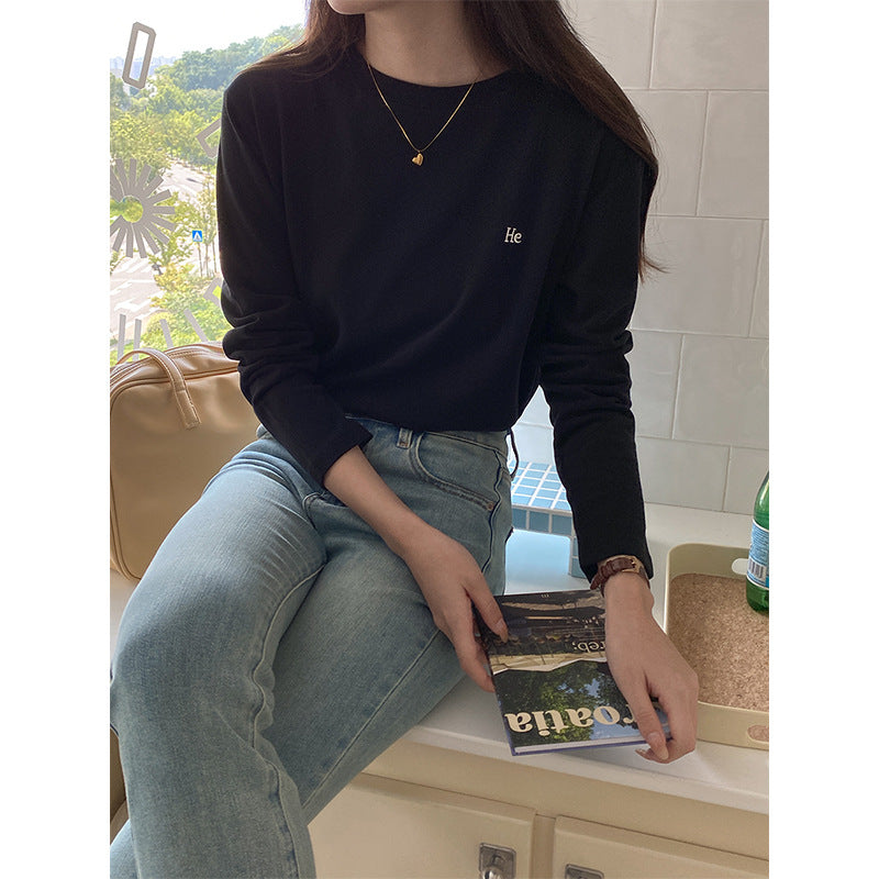Women's casual long sleeve shirt with minimalist details Chic & Stil