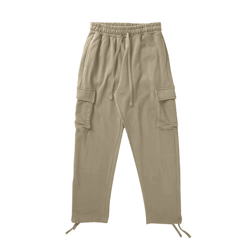 Sporty cargo pants for men with elastic waist and practical pockets Lune London