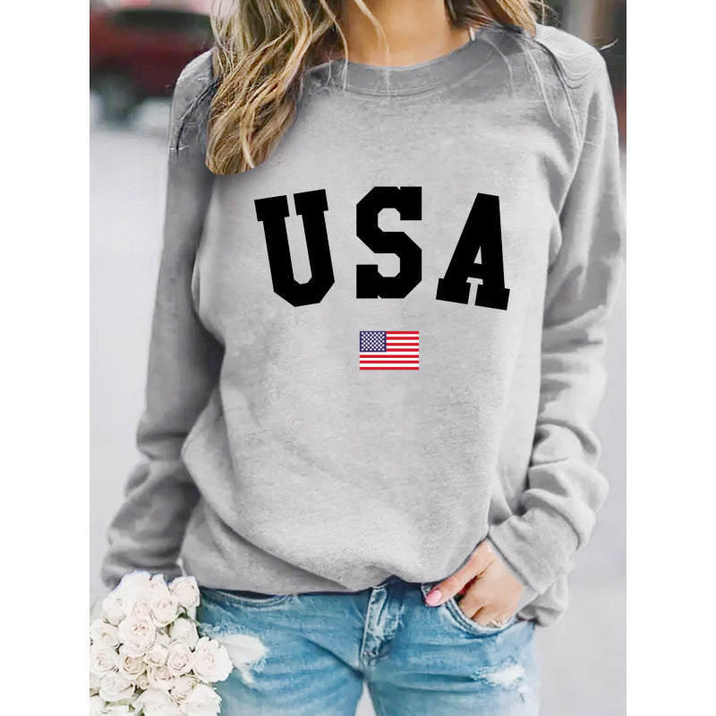 Women's sweatshirt with modern USA statement and cozy fit Lune London