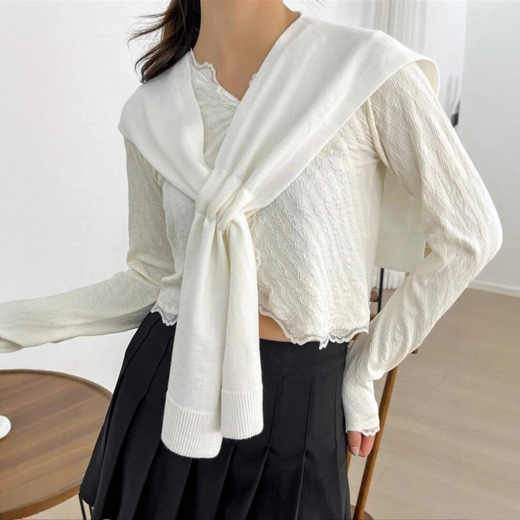 Trendy knitted scarf for women with bow detail Lune London