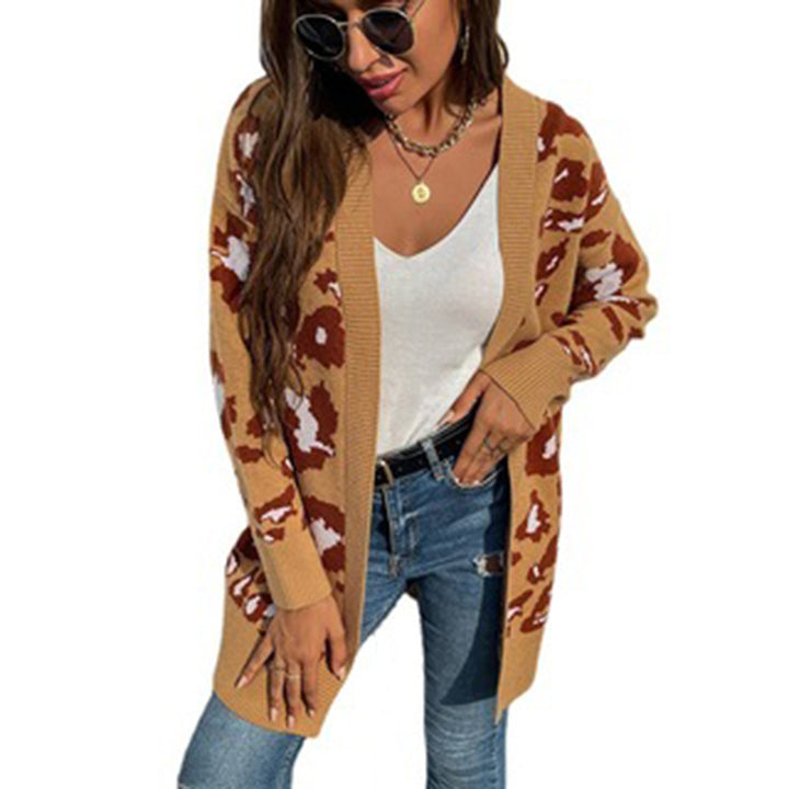 Lune London Creative animal pattern modest knit jacket for ladies with a casual fit