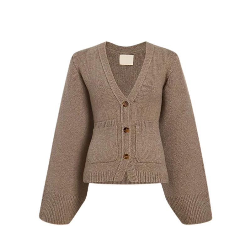 Ladies casual knit cardigan with a nice button placket and practical pockets Lune London