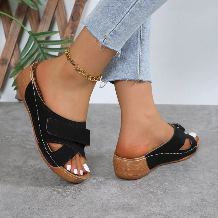 Comfortable sandals for women with a trendy design Lune London